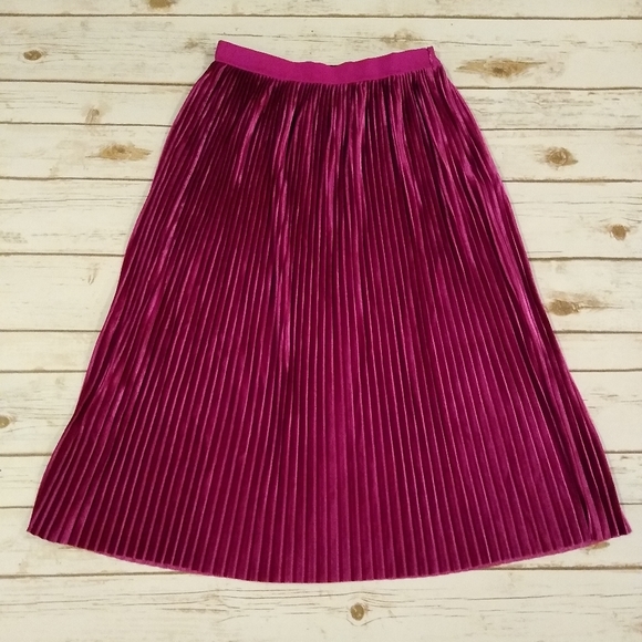 Zara Hot Pink Faux Velvet Accordion Pleated MIDI Skirt Small - Picture 2 of 9